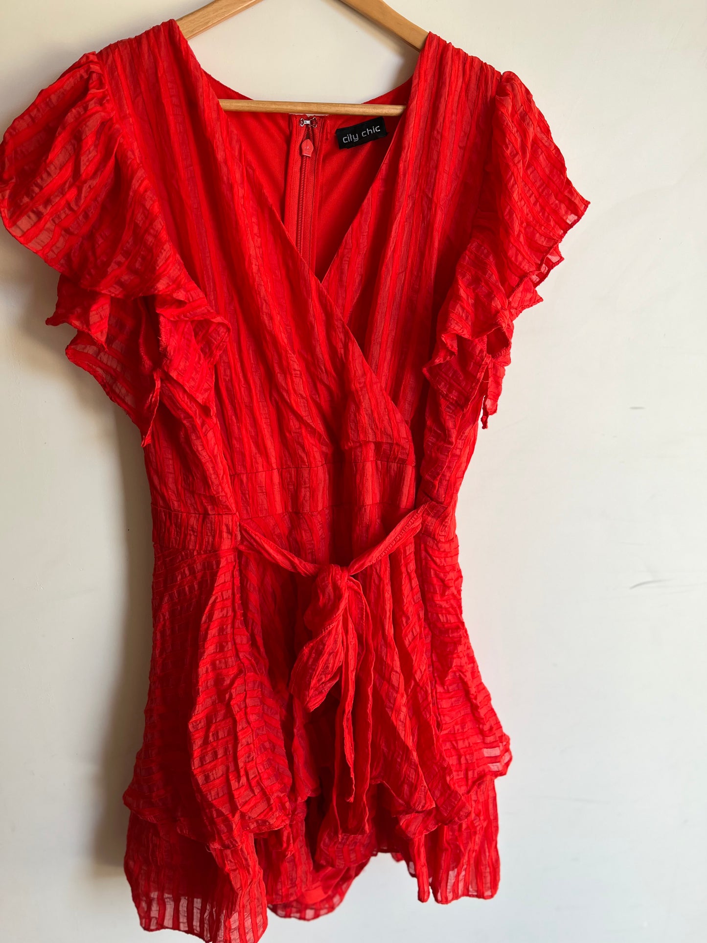 City chic dress size M (18)