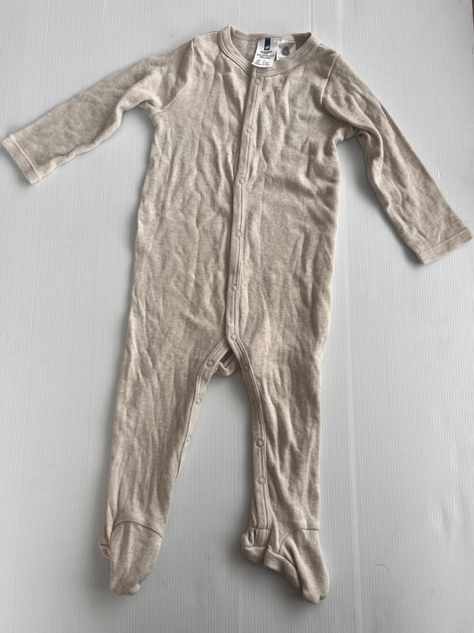 Super fit baby onesie 6-12M