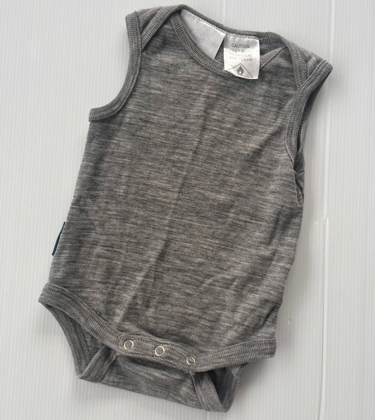 The sleep store bodysuit newborn